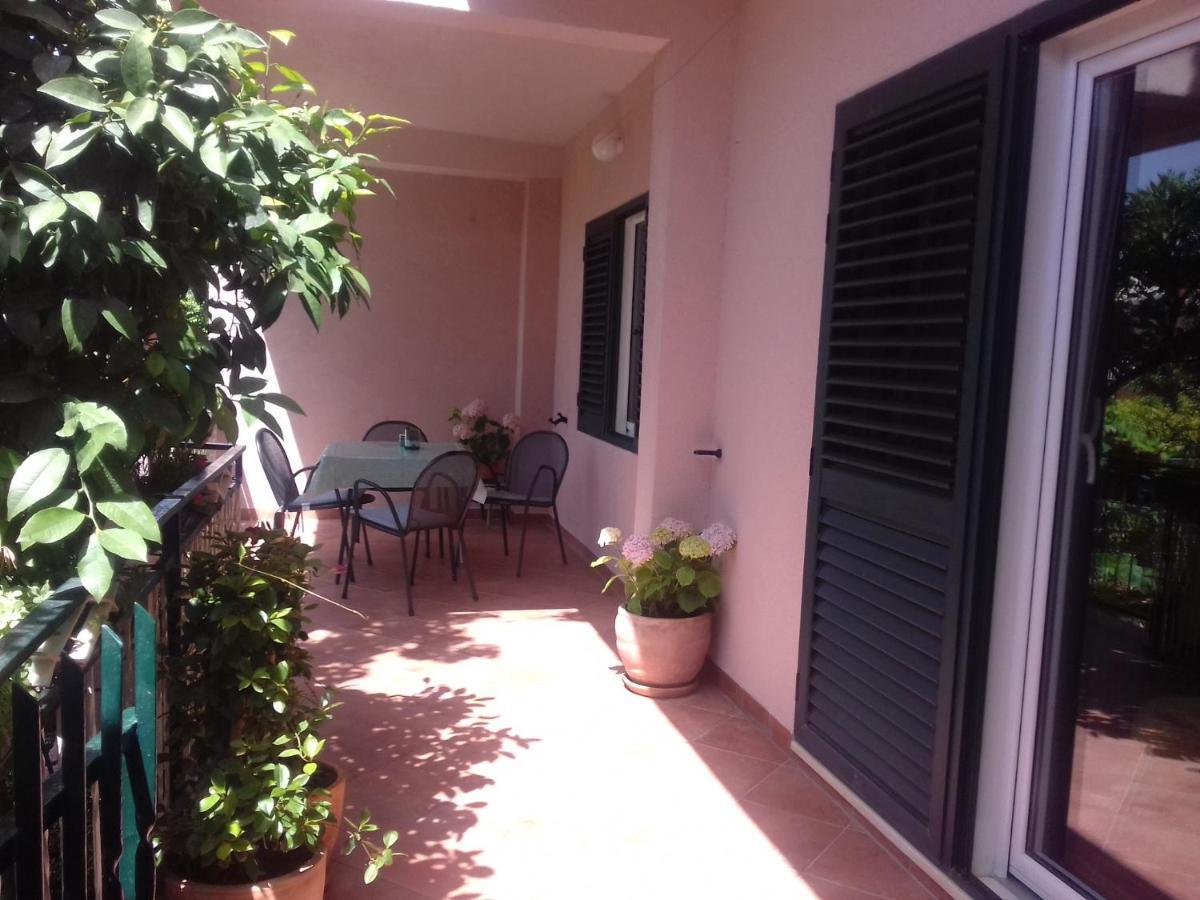 Ferienwohnung Jordan Kaštela Exterior foto